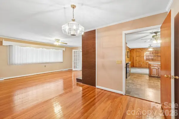 2819 Gardner Park DR, Gastonia, NC 28054