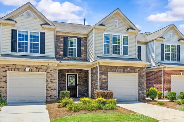 2258 Kensington Station Pkwy, Charlotte, NC 28210