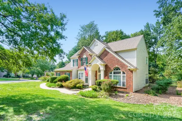 10808 Pomerane PL, Charlotte, NC 28277