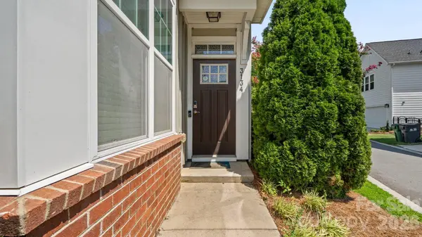 3134 Bending Birch PL, Charlotte, NC 28206