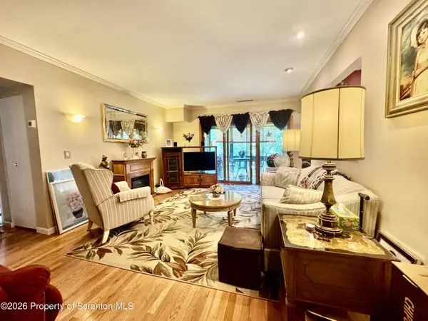 1110 Summit Pointe #1110, Scranton, PA 18508