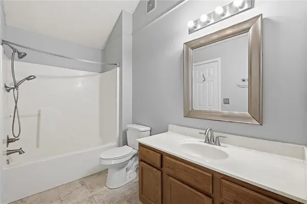 11324 N Central ST, Kansas City, MO 64155