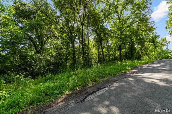0 Highview Ct, Belleville, IL 62223