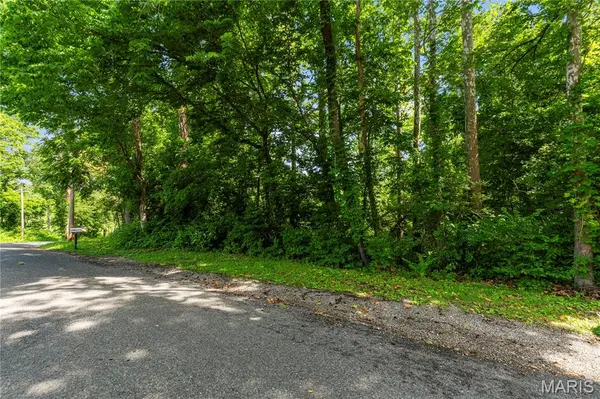 0 Highview Ct, Belleville, IL 62223
