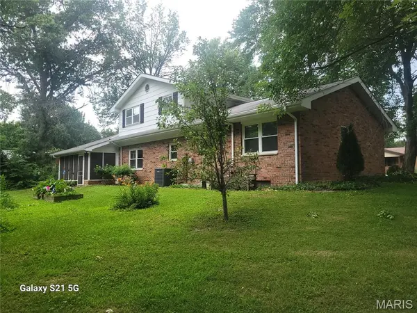 503 Westfield DR, O'fallon, IL 62269