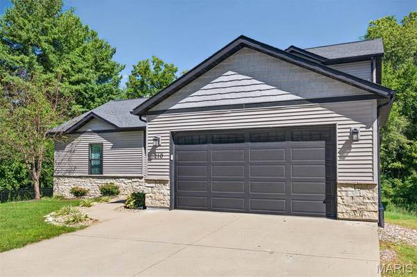 210 Montgomery ST, Troy, IL 62294