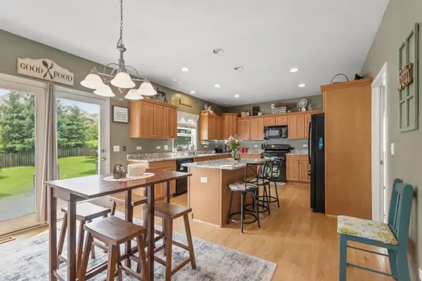 936 STONY CREEK LN, Yorkville, IL 60560