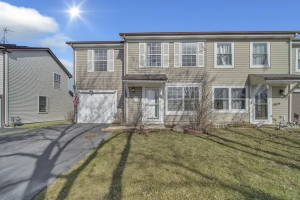 1784 Mccormick LN, Hanover Park, IL 60133