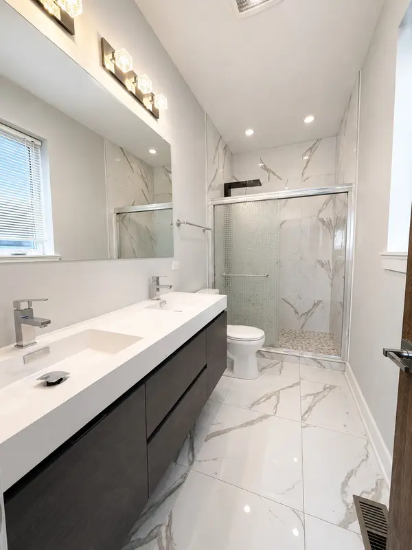 1149 W 17th ST #1, Chicago, IL 60608