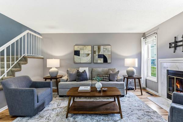 7291 Penny Hill RD, Eden Prairie, MN 55346