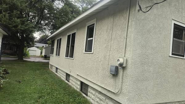 1264 Bush AVE, Saint Paul, MN 55106