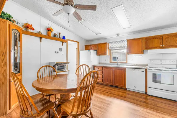 403 11th AVE NW, West Fargo, ND 58078