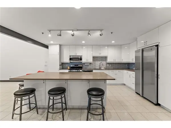 214 4th ST E #213, Saint Paul, MN 55101