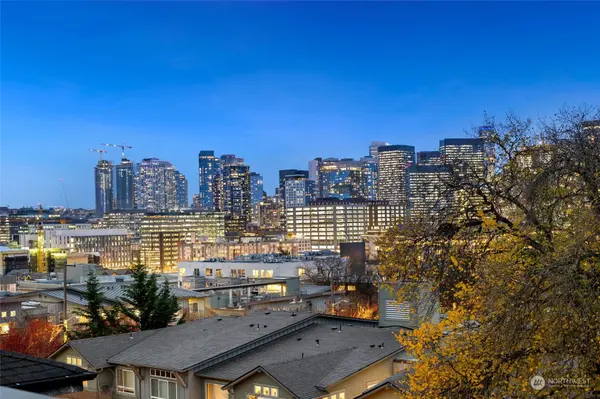356 Aloha ST, Seattle, WA 98109