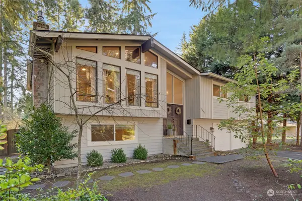 13405 NW Spirit CT W, Silverdale, WA 98383
