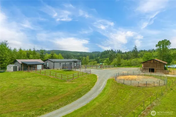 882 Independence RD, Rochester, WA 98579