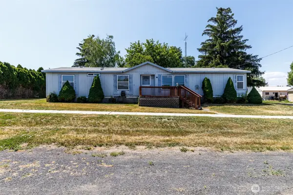 212 S 3rd ST, Almira, WA 99103