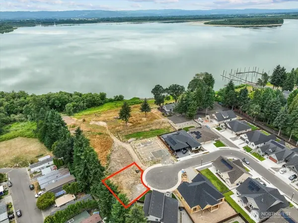 6704 NW 26th CT, Vancouver, WA 98665