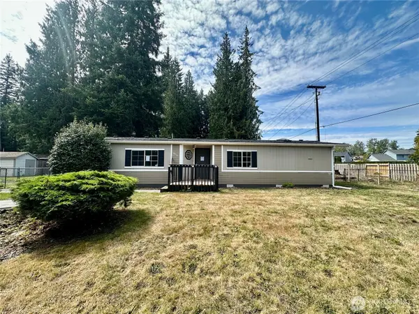 8414 214th AVE E, Bonney Lake, WA 98391