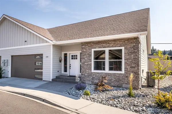 208 Solomon LOOP NW, East Wenatchee, WA 98802