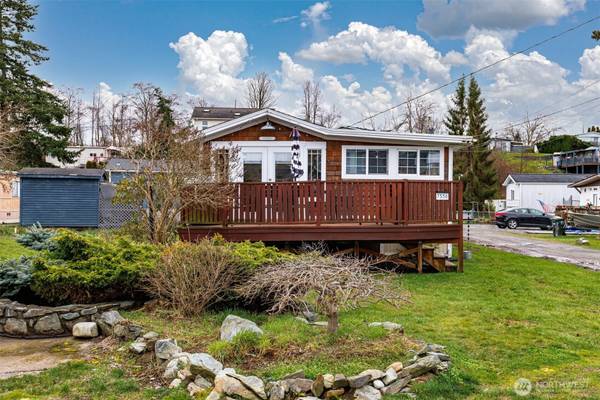 7556 Terrill DR, Blaine, WA 98230
