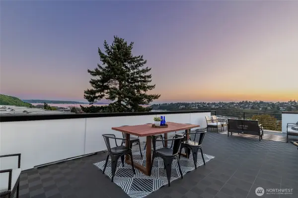 2538 14th AVE W #A, Seattle, WA 98119