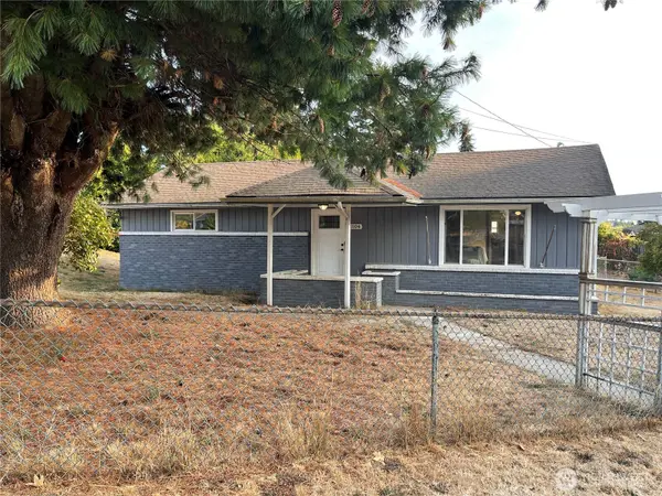 1104 Walnut ST, Bremerton, WA 98310