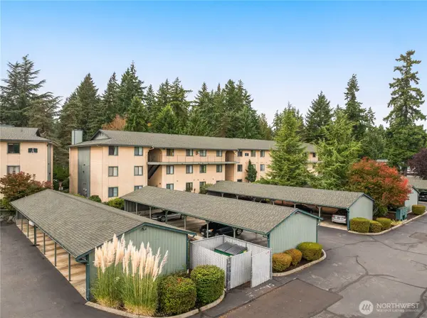 14331 124th ST NE #C-40, Kirkland, WA 98034