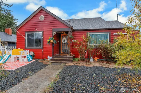 232 S Yantic AVE, Bremerton, WA 98312