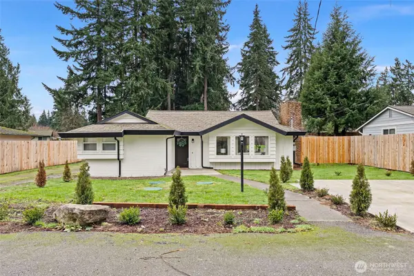 3772 Colonial LN SE, Port Orchard, WA 98366