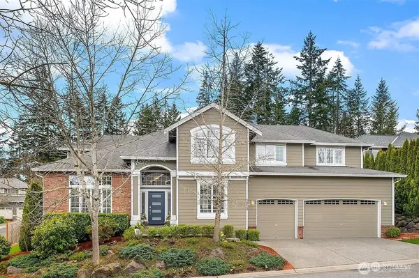1013 233rd PL NE, Sammamish, WA 98074