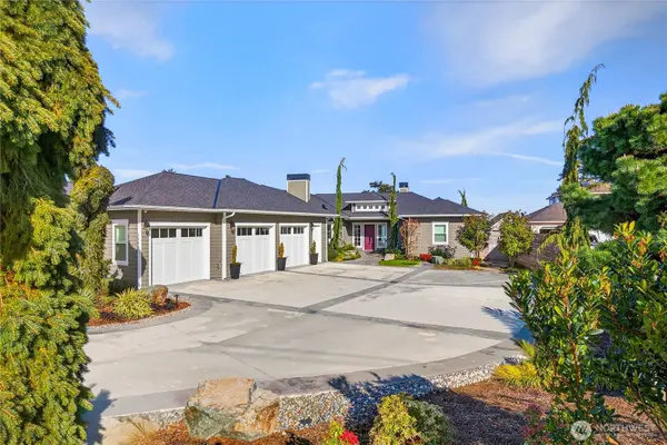 1350 Bonnie View Acres RD, Oak Harbor, WA 98277