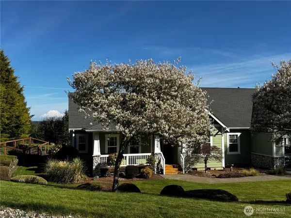 6826 Blackberry LN NW, Olympia, WA 98502