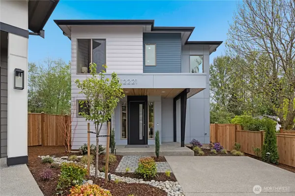 12221 NE 106th ST, Kirkland, WA 98033