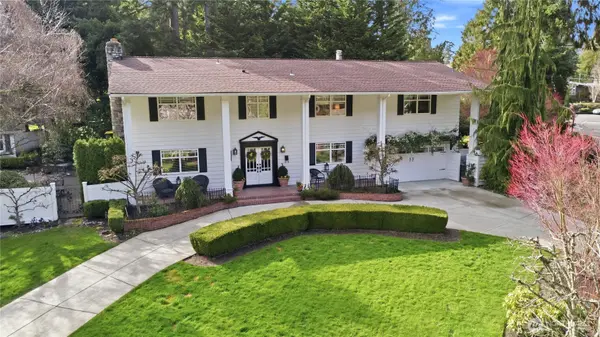10506 Robin Hood DR, Edmonds, WA 98020