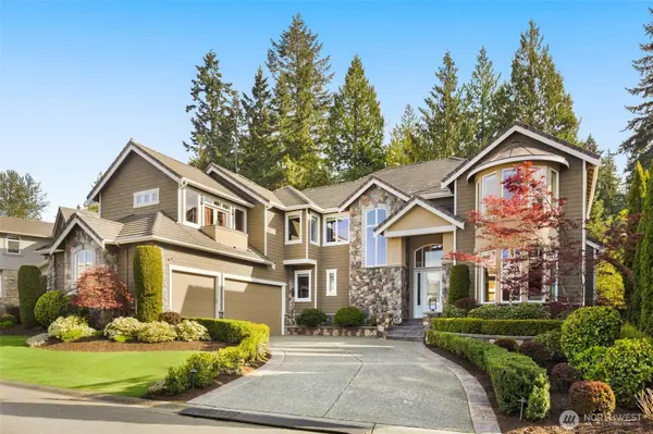 8251 154th AVE SE, Newcastle, WA 98059