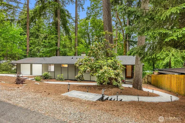 400 SW Forest PL, Issaquah, WA 98027