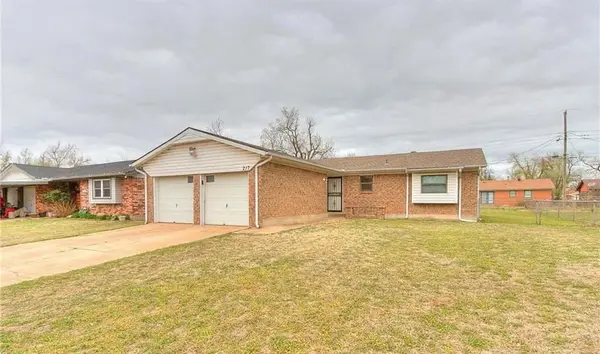 217 W Shadywood DR, Oklahoma City, OK 73110