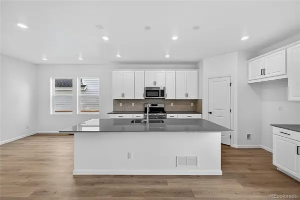 28405 E 4th AVE, Watkins, CO 80137