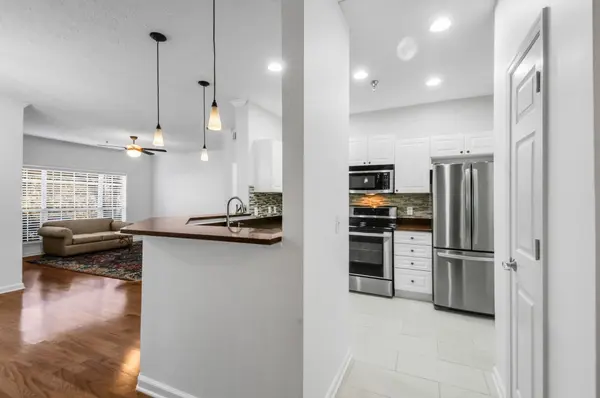2025 Woodmont Blvd #106, Nashville, TN 37215