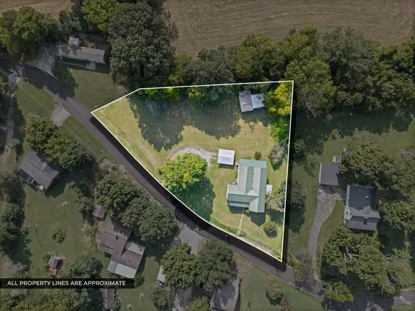 2540 Spring St, Pleasant View, TN 37146