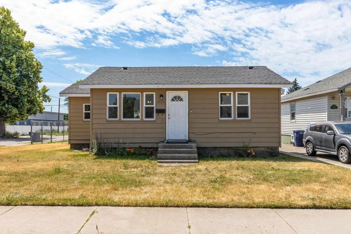 2228 E Heroy Ave, Spokane, WA 99207