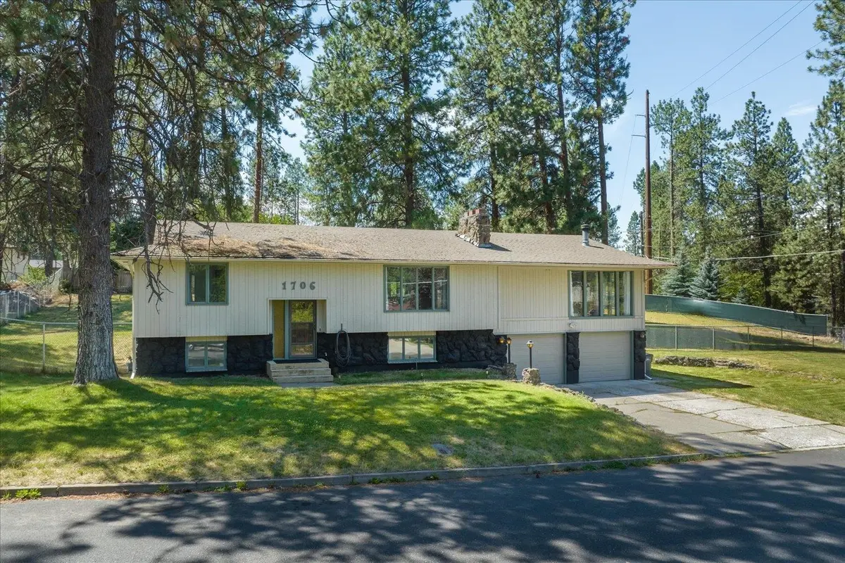 1706 S Bettman Rd, Spokane Valley, WA 99212