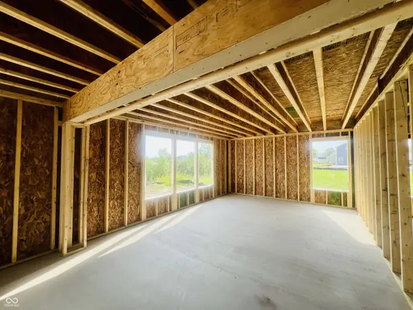 2356 N Liberty Lakes DR, Greensburg, IN 47240