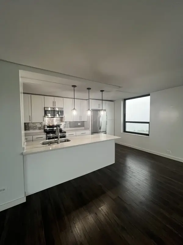 5100 N Marine DR #22A, Chicago, IL 60640