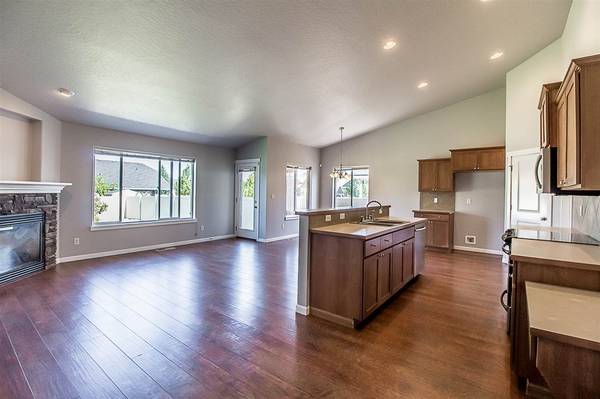 19809 E Nora Ave, Liberty Lake, WA 99016
