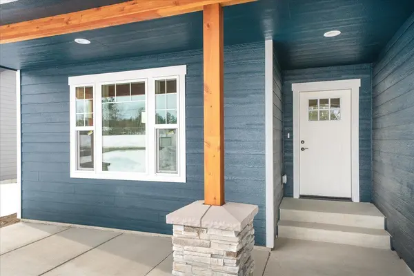 614 S Colville St, Deer Park, WA 99006
