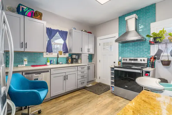 2427 W Dean Ave, Spokane, WA 99201