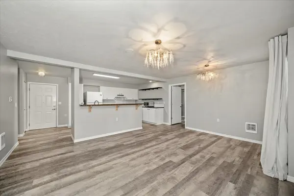 22855 E Country Vista Dr #360, Liberty Lake, WA 99019