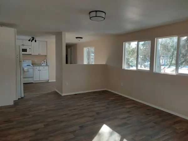 24807 E Trent Ave #29, Newman Lake, WA 99025